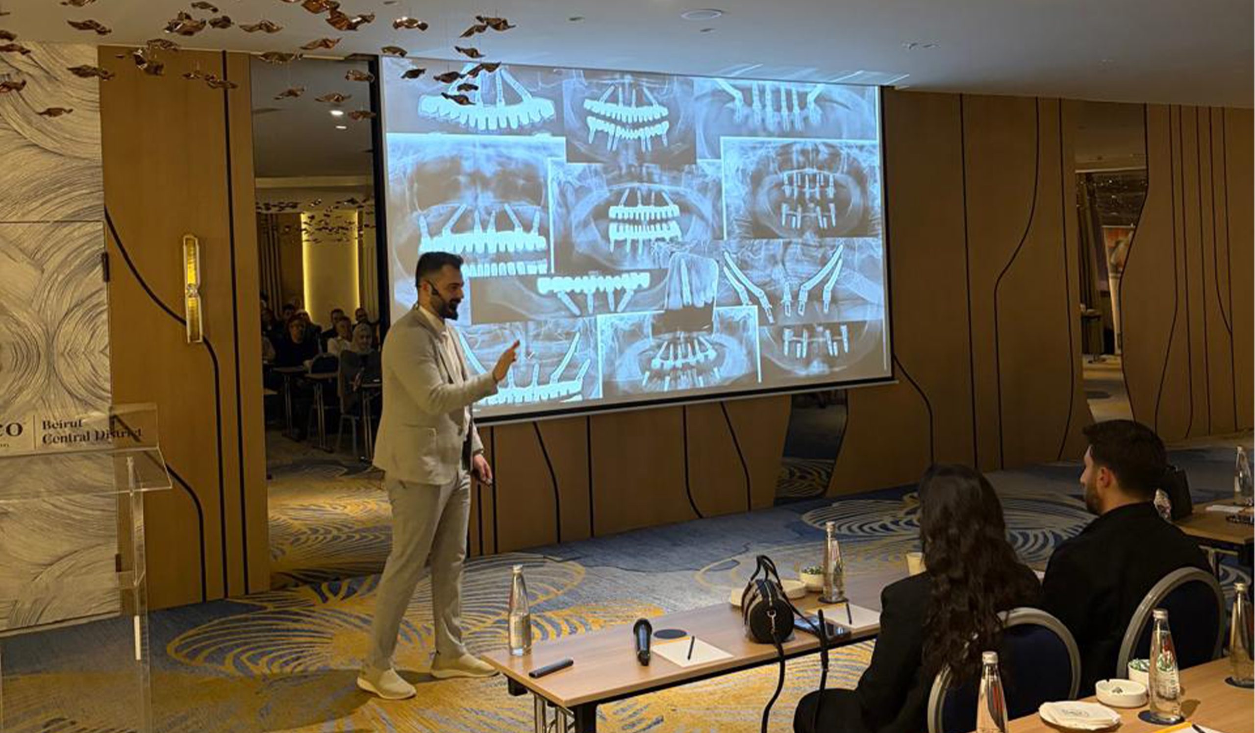 Advanced lecture: The intelligent  workflow: AI, dynamic  navigation, and  photogrammetry